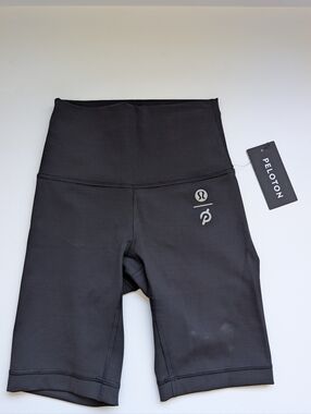 NWT Lululemon Black Wunder Train High-Rise Bike Shorts with Peloton Logo